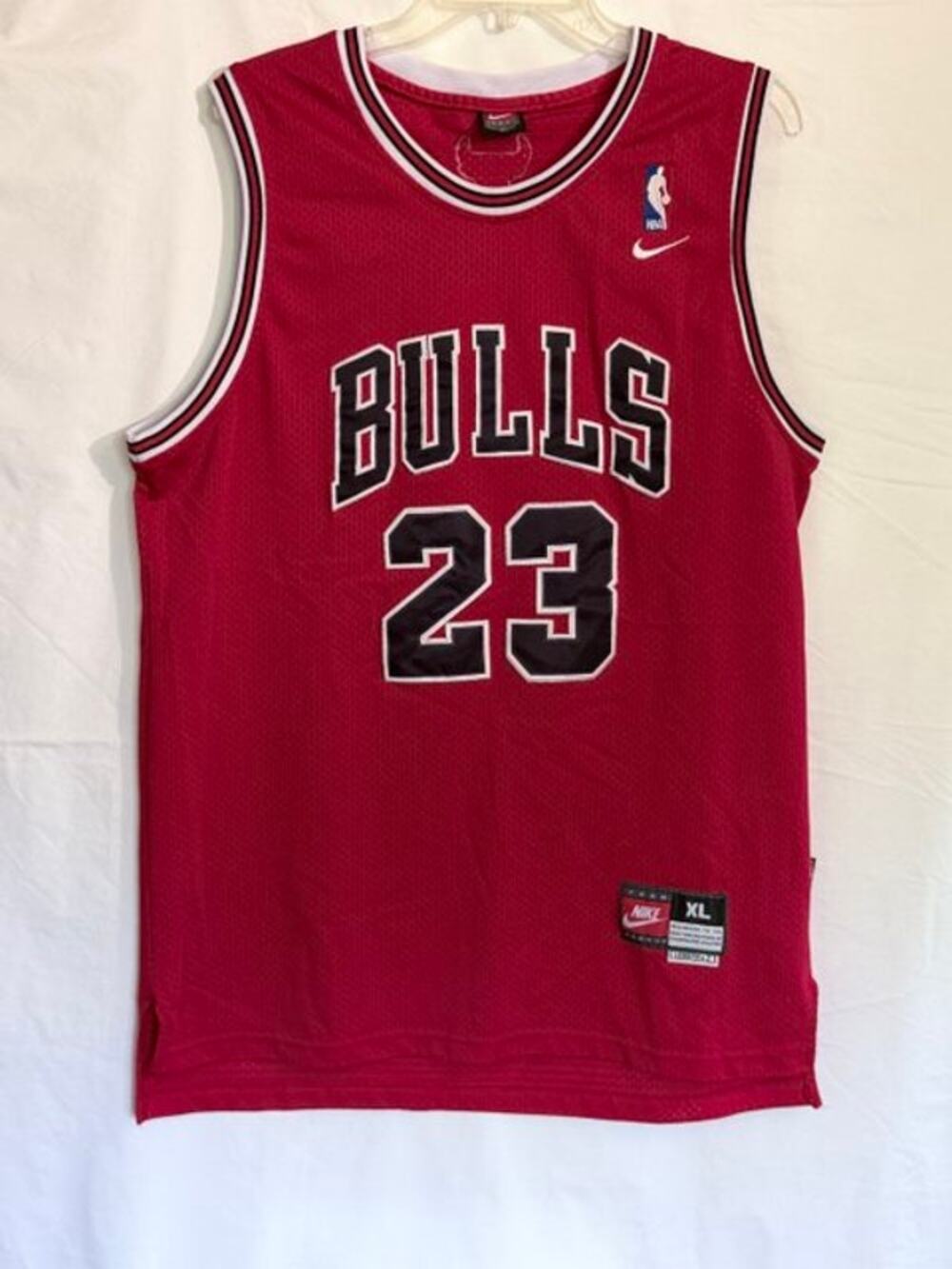Nike Chicago Bulls Michael Jordan#23 Red NBA Jersey XL+2" Length Embroidered